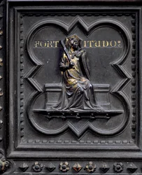 Fortitude, panel E av sørdørene til dåpskapellet i San Giovanni, 1336 (bronse)